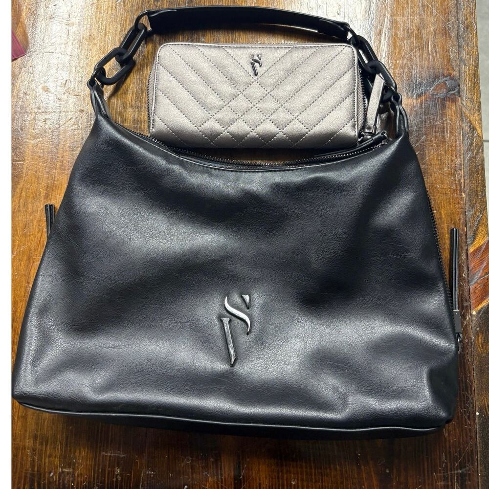 Simply Vera Vera‎ Wang Black Shoulder Bag And Wallet